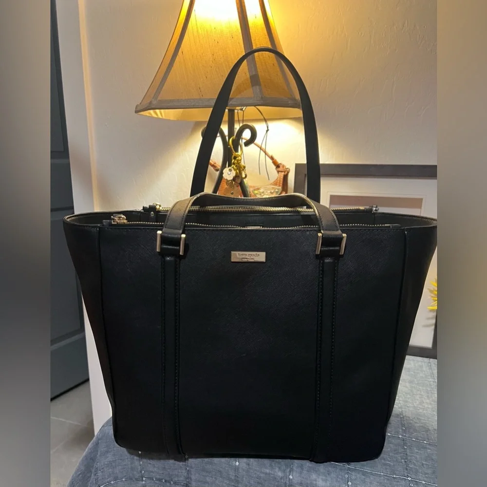 Kate Spade Newbury Lane Briar Black Safiano Leather Carry All Tote Bag